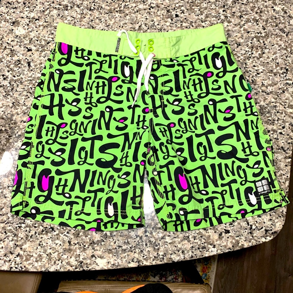 INSIGHT men’s swim trunks neon green/Blk size 32